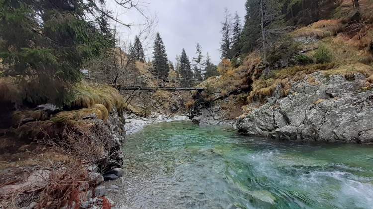 Piccolo ponte sul Troncone