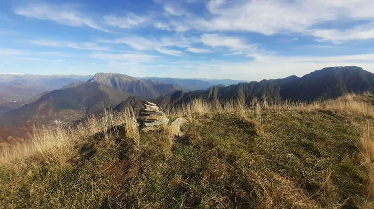 Omino di vetta della Cima della Forcola